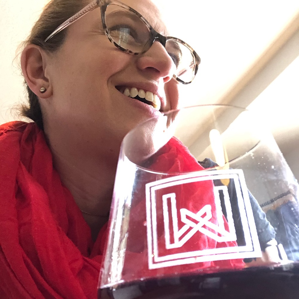 Meet your Posher, Gloria